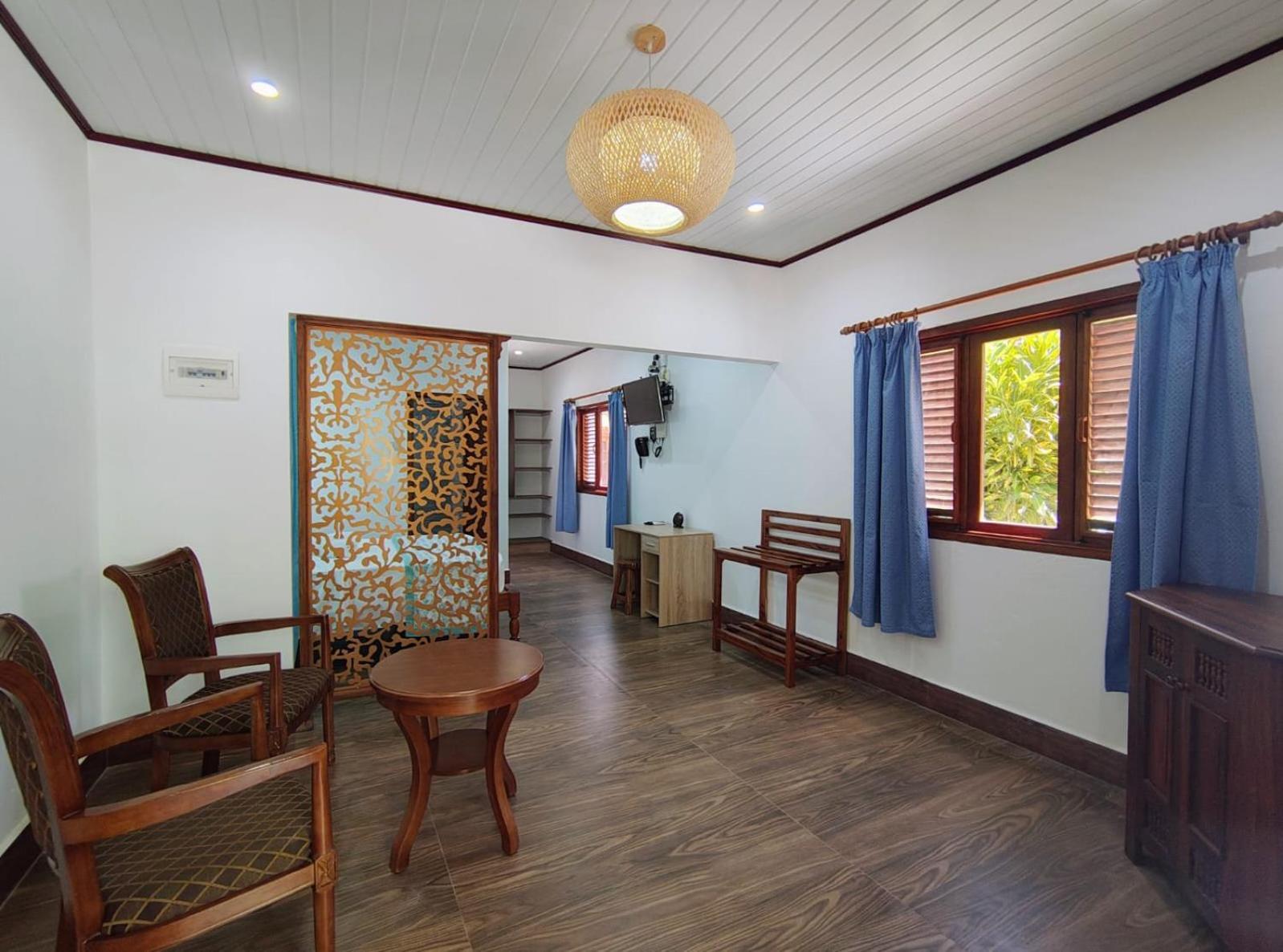 The Islander Hotel Grand Anse  ภายนอก รูปภาพ