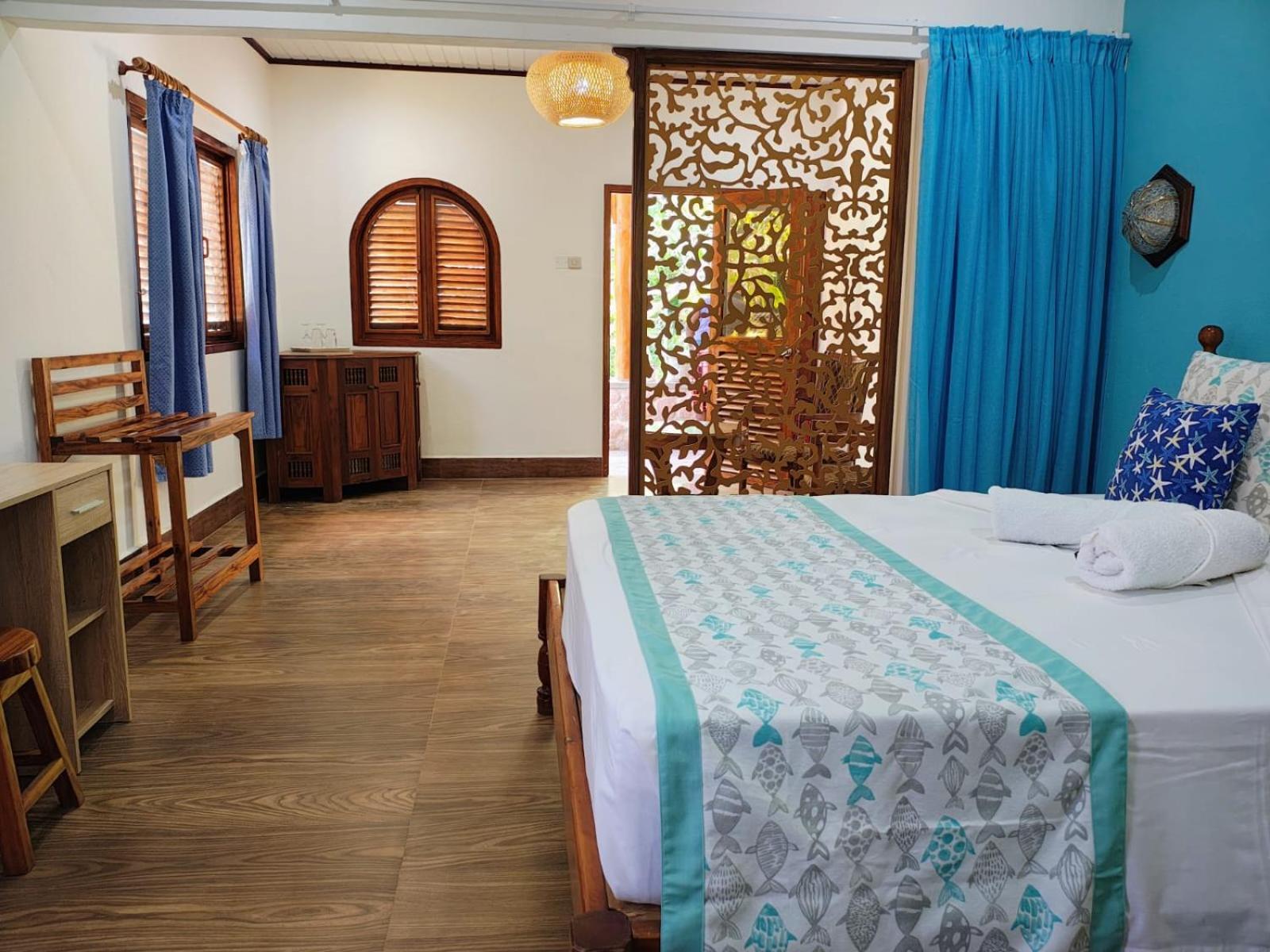 The Islander Hotel Grand Anse  ภายนอก รูปภาพ