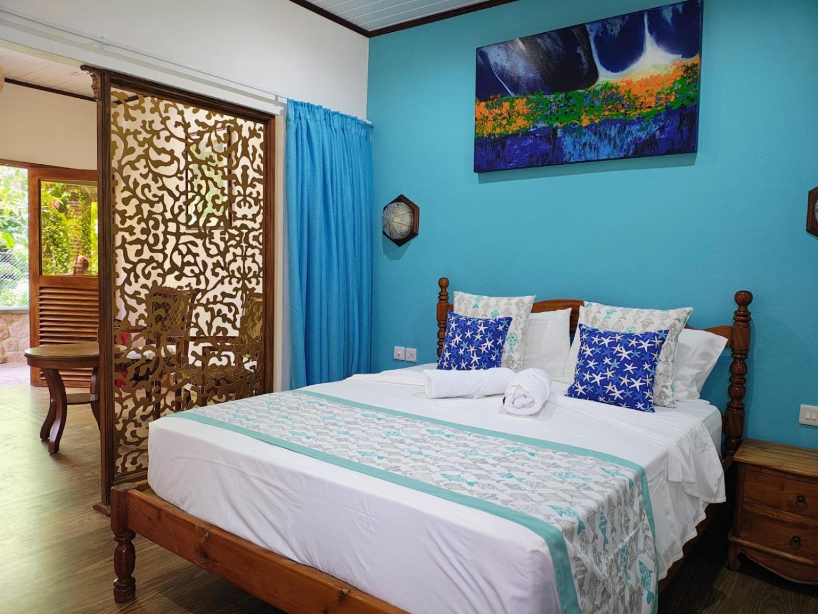 The Islander Hotel Grand Anse  ภายนอก รูปภาพ