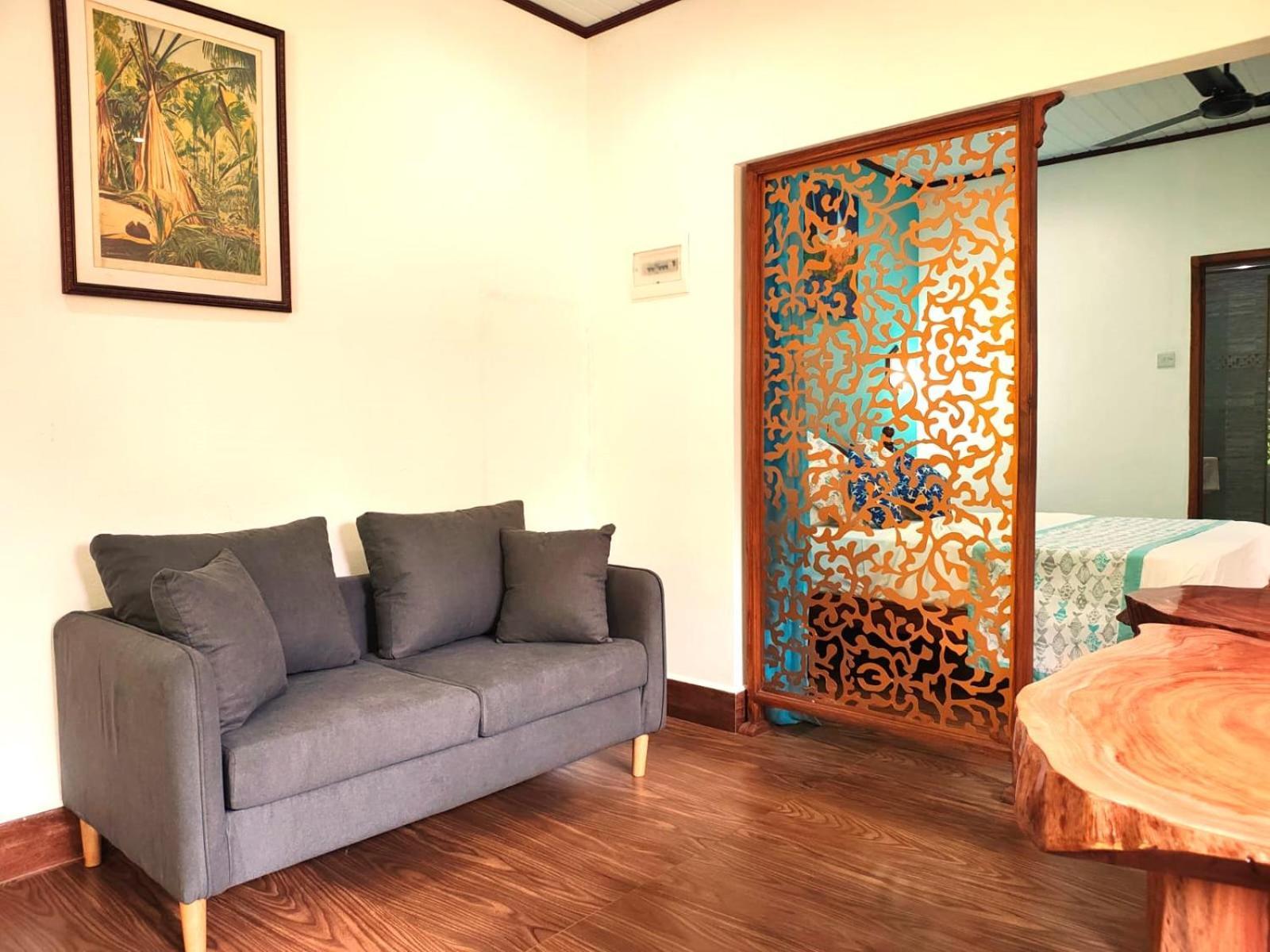 The Islander Hotel Grand Anse  ภายนอก รูปภาพ